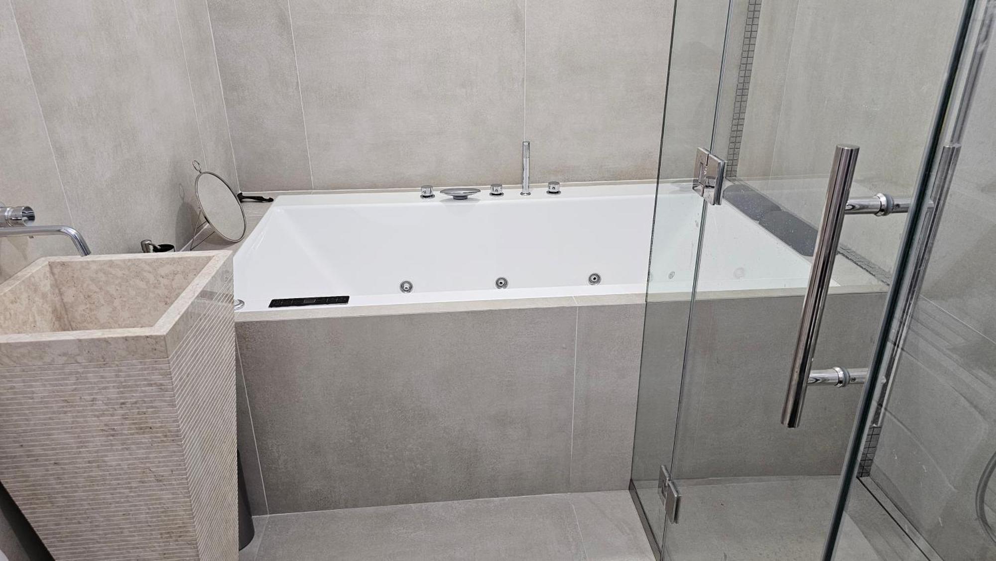 Apartmán Oasis Jacuzzi Retreat Marbella Exteriér fotografie